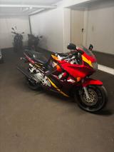 Honda CBR600F (1997) PC31 - HONDA CBR600F PC31
