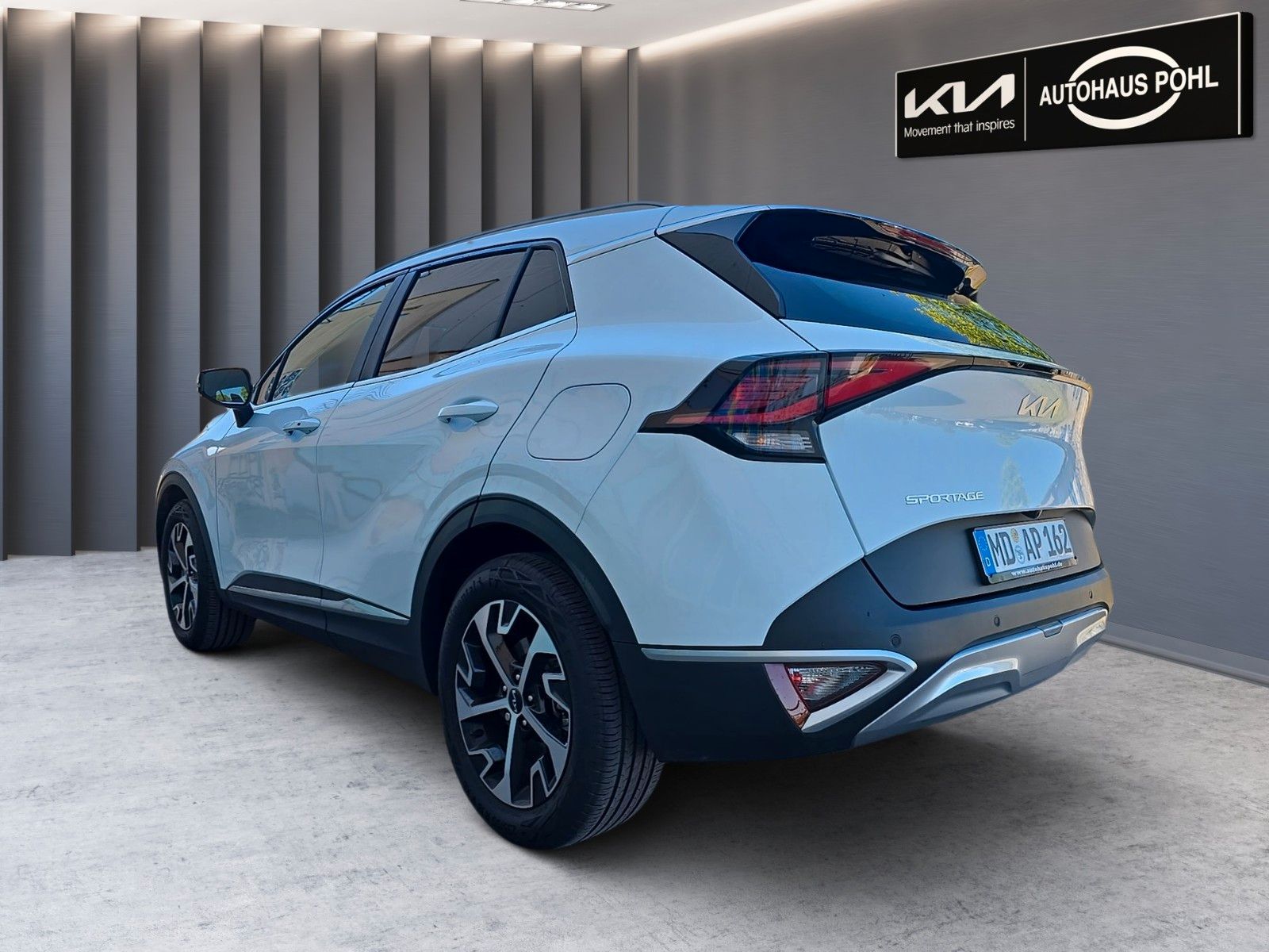 Fahrzeugabbildung Kia SPORTAGE 1.6T 48V 2WD DCT ULTIMATE STD