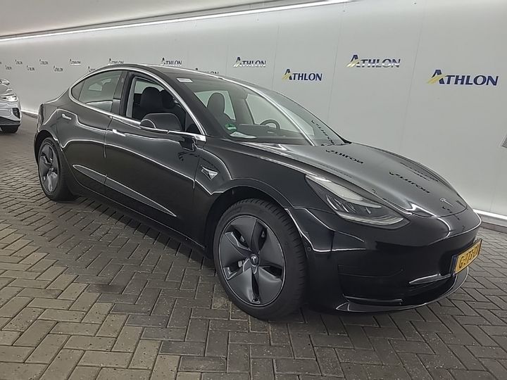 Tesla Model 3 Standard Plus RWD Standard Range Plus 86 imagem 3
