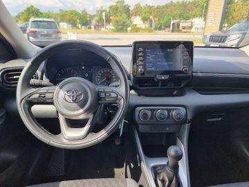 Toyota Yaris - 10