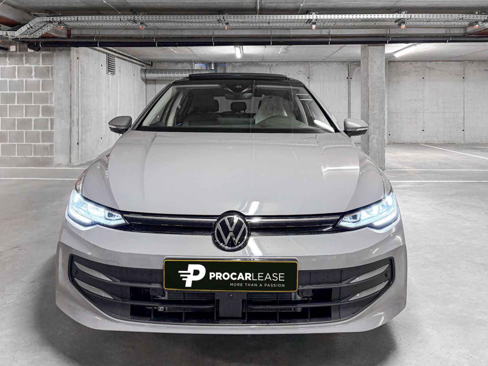 Volkswagen Golf Golf VIII FACELIFT Lim. 1.5 TSI eHybrid 150 imagem 3