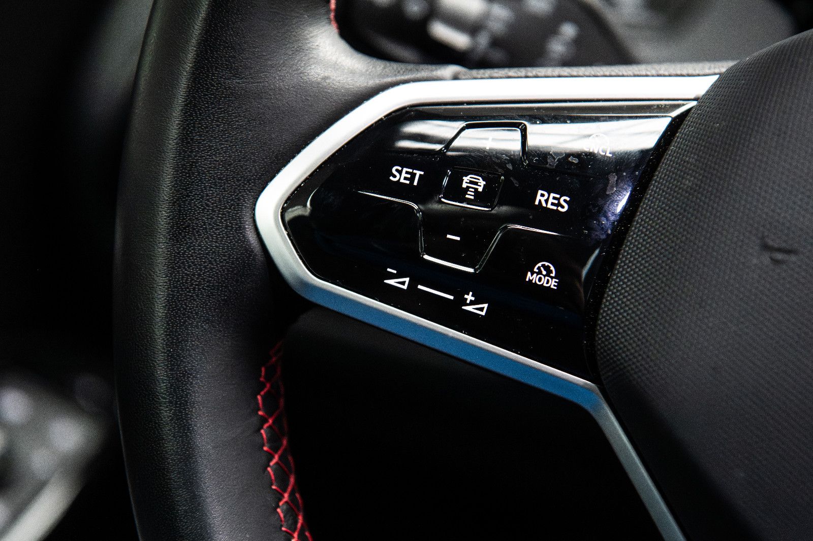 Fahrzeugabbildung Volkswagen ID.3GTX 210kW+Pano+Wäpu+AHK+MATRIX+LHZ+NAVI+ACC