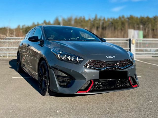 Kia ProCeed 1.6T GT DCT Navi/LED/ACC/JBL/4xSHZ/Kam