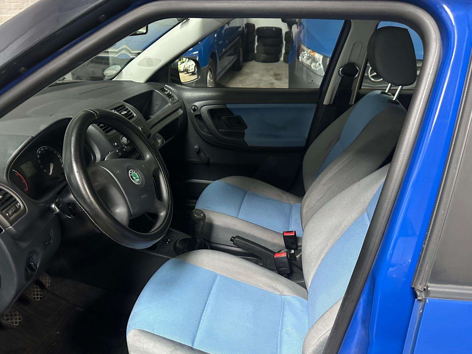 Skoda Fabia 2008 — photo 11