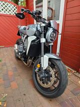 Honda CB1000R *viel Zubehör* - Honda Motorräder in Bremen