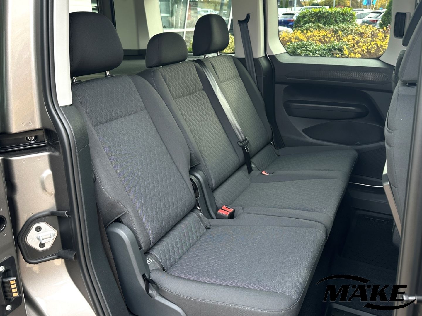 Caddy Goal 1.5 eHybrid DSG AHZV LED ACC RFK NAV