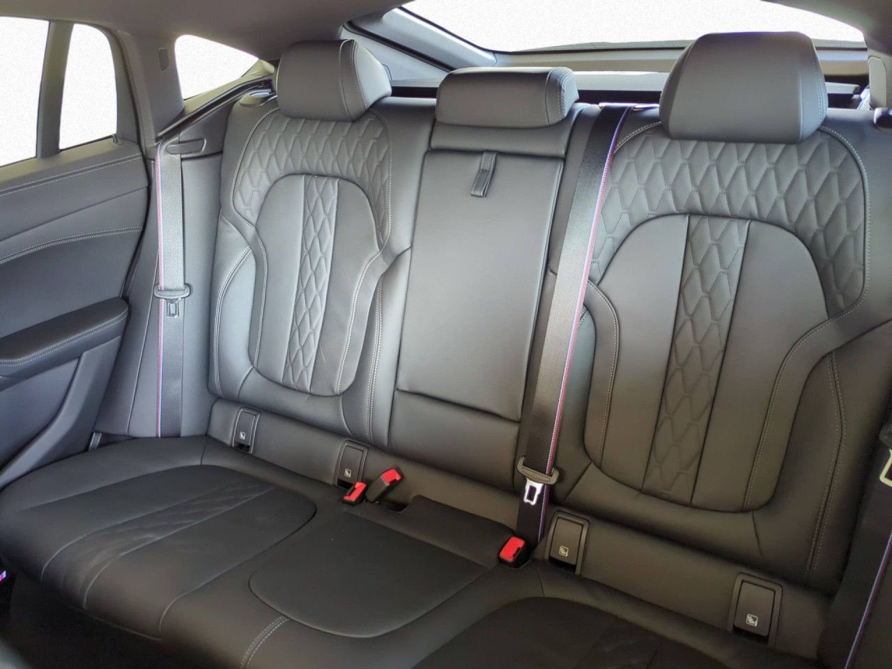 BMW X6 M60 - Bild 16