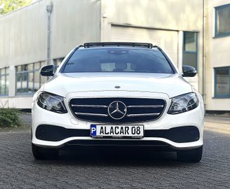 Mercedes E 220 - 1