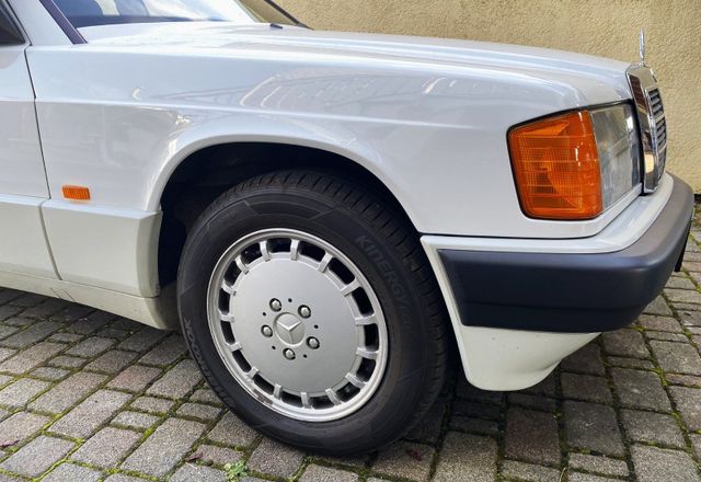 Mercedes-Benz * 190E 2.0 * HU neu * s.g. Z...