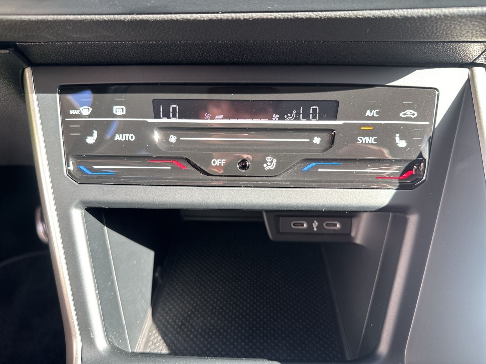 Polo 1.0 TSI MOVE, IQ.Light, RearView, PlusPaket