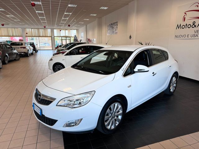 Opel Astra 1.7 CDTI 110CV 5 porte Cosmo