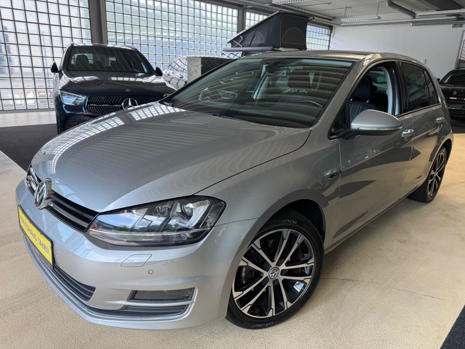 Fahrzeugabbildung Volkswagen Golf VII Lim. Lounge BMT