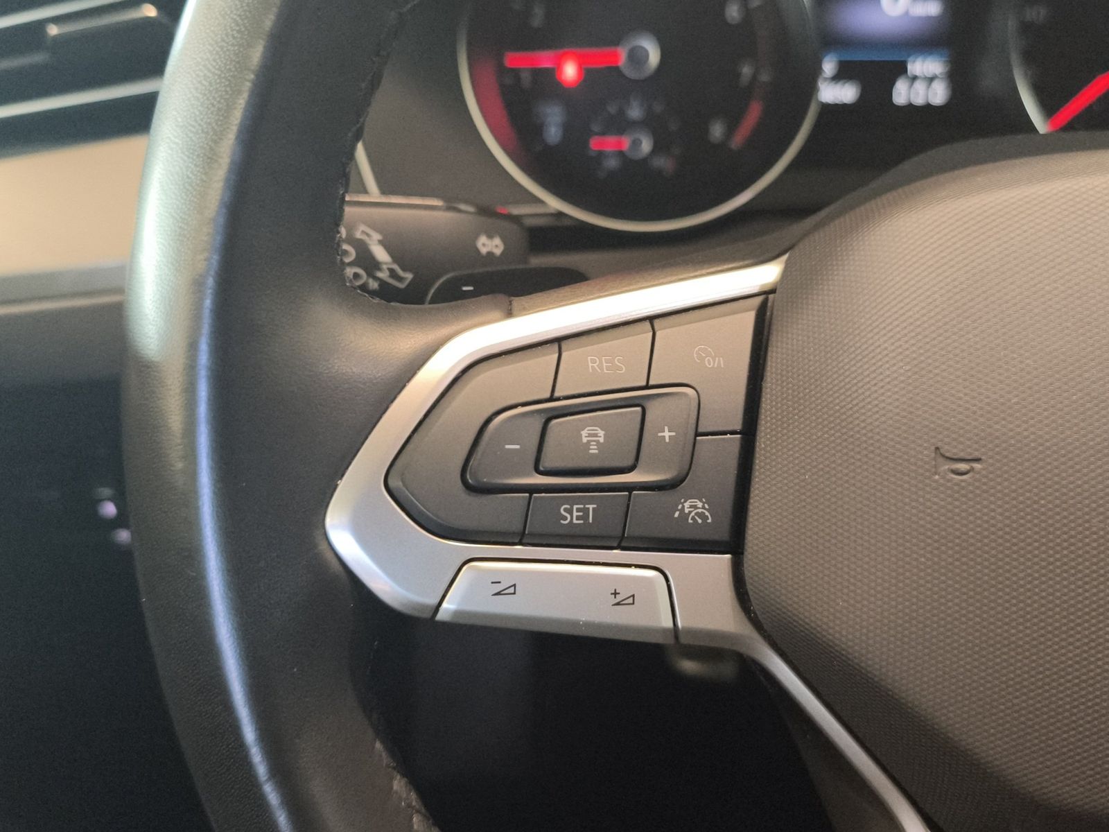 Volkswagen Passat Variant - Bild 18