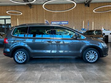 Volkswagen Sharan*7-Sitzer*3-ZONEN*SZHZ*NAVI*TEMPO*AHK*PDC