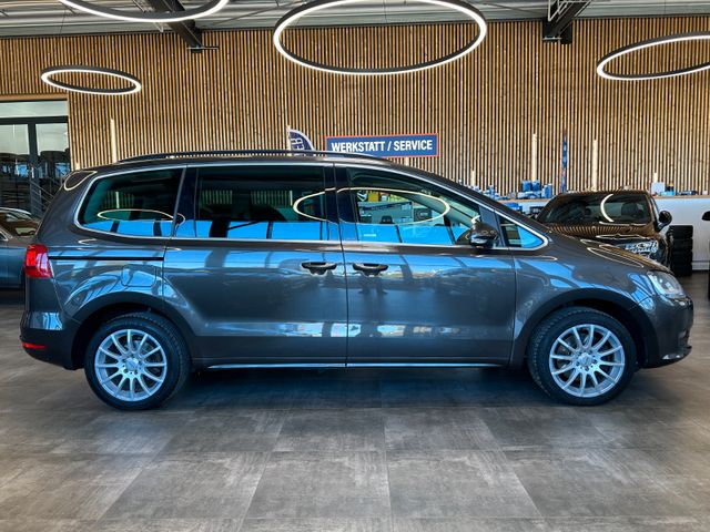 Volkswagen Sharan*7-Sitzer*3-ZONEN*SZHZ*NAVI*TEMPO*AHK*PDC