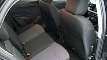 Skoda Fabia Drive 1,0 TSI PDC KAM SHZ ACC