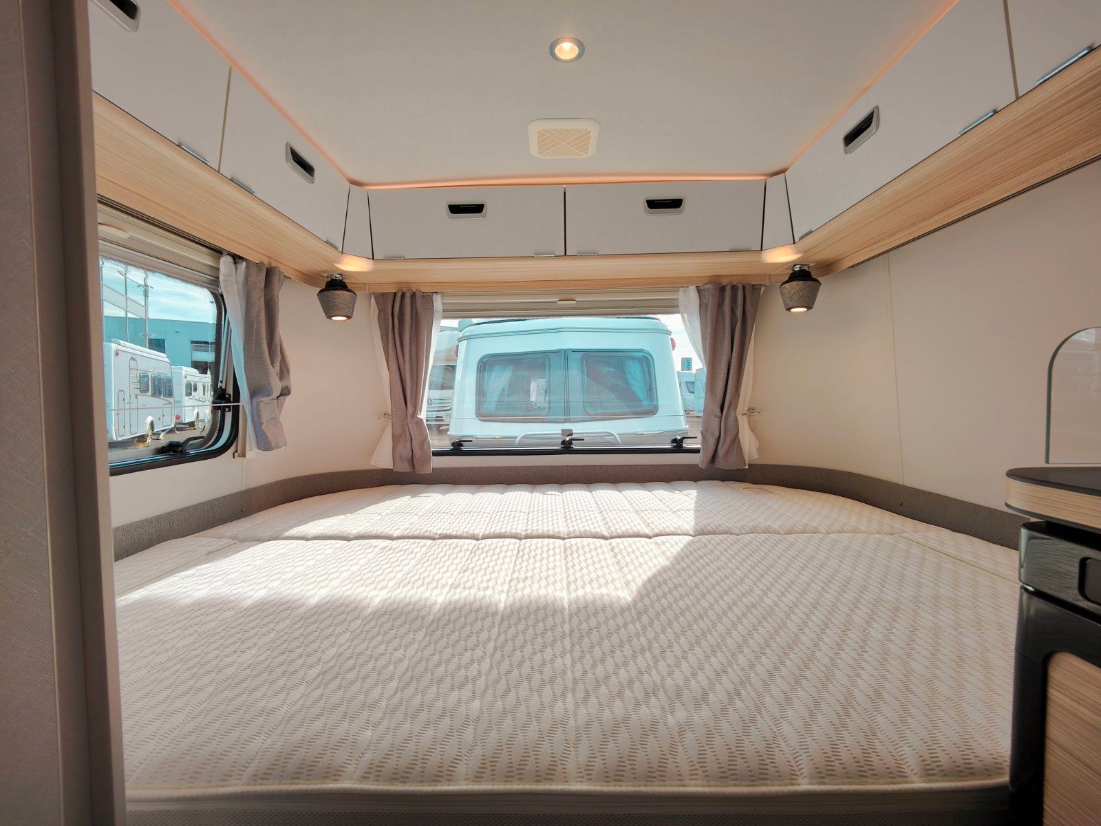 Fahrzeugabbildung HYMER / ERIBA / HYMERCAR Touring 310 Urban - SIE SPAREN 2.854€ !!!