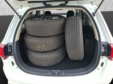 Mitsubishi Outlander 2.4 PHEV Basis Kam.+KeyLess+SHZ+LM+PDC
