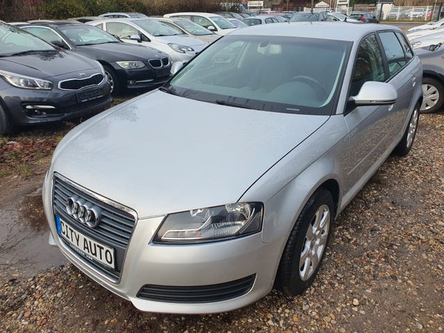 Audi A3 Sportback 1.6 Ambiente/Scheckheft/TOP Zustand