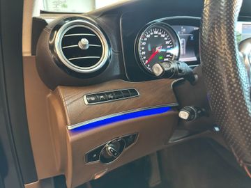 Mercedes-Benz E 350 *BURMESTER*KEYLES*PANO*AHK*ACC*StandHZ*