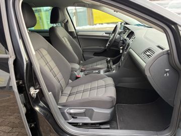 Bild 19 VW Golf VII R-LINE Lim. +PDC+NAVI+BI-XENON+ALU+BT+