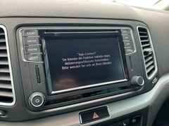 Fahrzeugabbildung Volkswagen Sharan 1.4 TSI Comfortline DSG Standhzng AHK 7Si