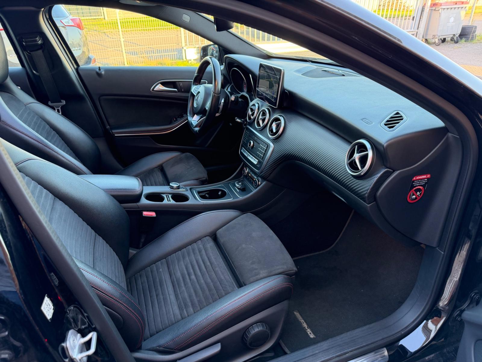 Mercdes-Benz A200 AMG 1.6 156ch - Harman Kardon - CT récent - Toit ouvrant - Régulateur de vitesse