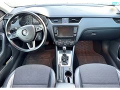 Fahrzeugabbildung Octavia Combi Elegance 1.8 TSI
