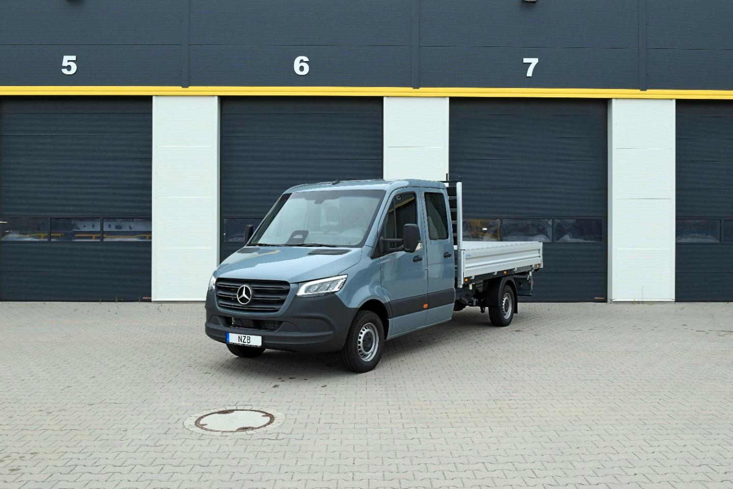 Mercedes-Benz Sprinter 317 CDI DOKA SOFORT * AHK/MBUX/LED