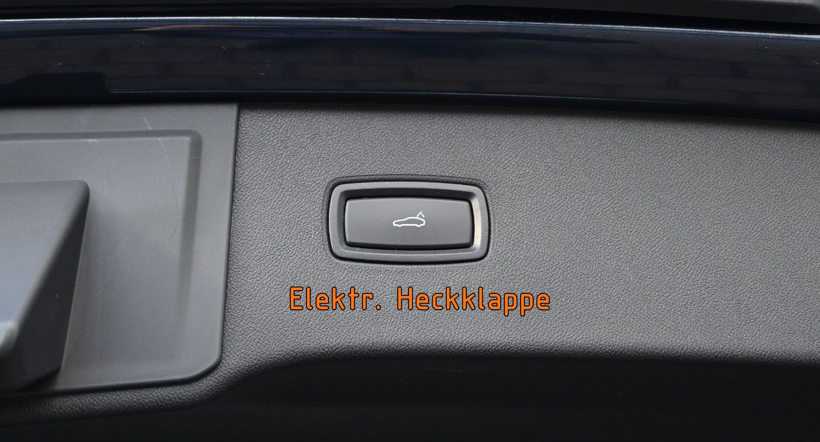 Fahrzeugabbildung Porsche Cayenne E-Hybrid SPORT DESIGN °UVP 156.695€°PDCC