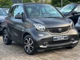 Smart ForTwo*NAVI*KLIMA*SITZHEIZUNG+ - Smart Gebrauchtwagen von 2019