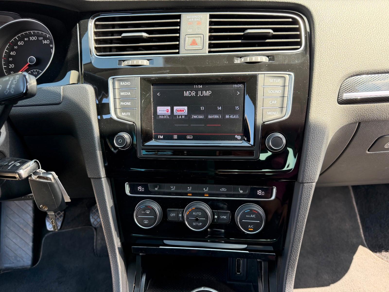 Volkswagen Golf VII 2.0TDI*Xenon*Teilleder*Sitzhzg*