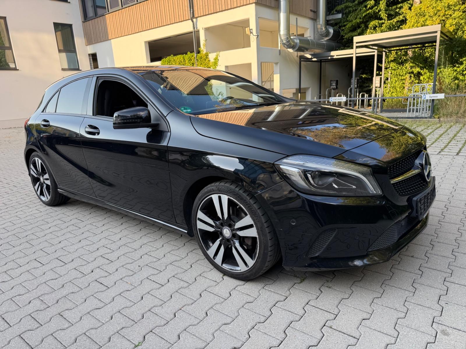 Mercedes-Benz A 180 BlueEfficiency / HAGELSCHADEN