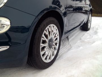 Bild 16 Fiat 500 DOLCEVITA Panorama Klimaautomatik Navi-App