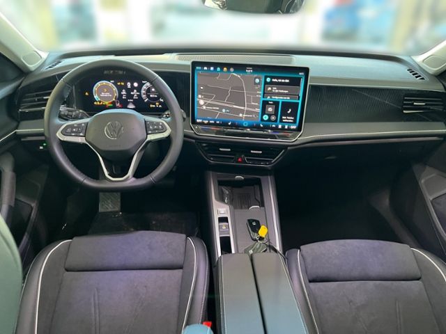 Fahrzeugabbildung Volkswagen Passat Passat 1.5 eTSI DSG BUSINESS AHK IQ.LIGHT