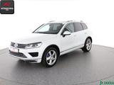 Volkswagen Touareg 3.0 TDI 4M R LINE ACC,AHK,LUFTFEDER,20Z - Volkswagen Touareg: R Line