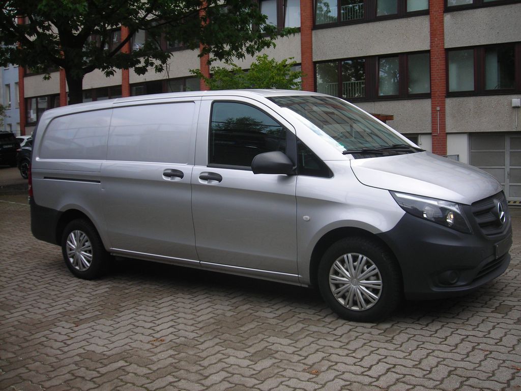 Image of Mercedes-Benz Vito