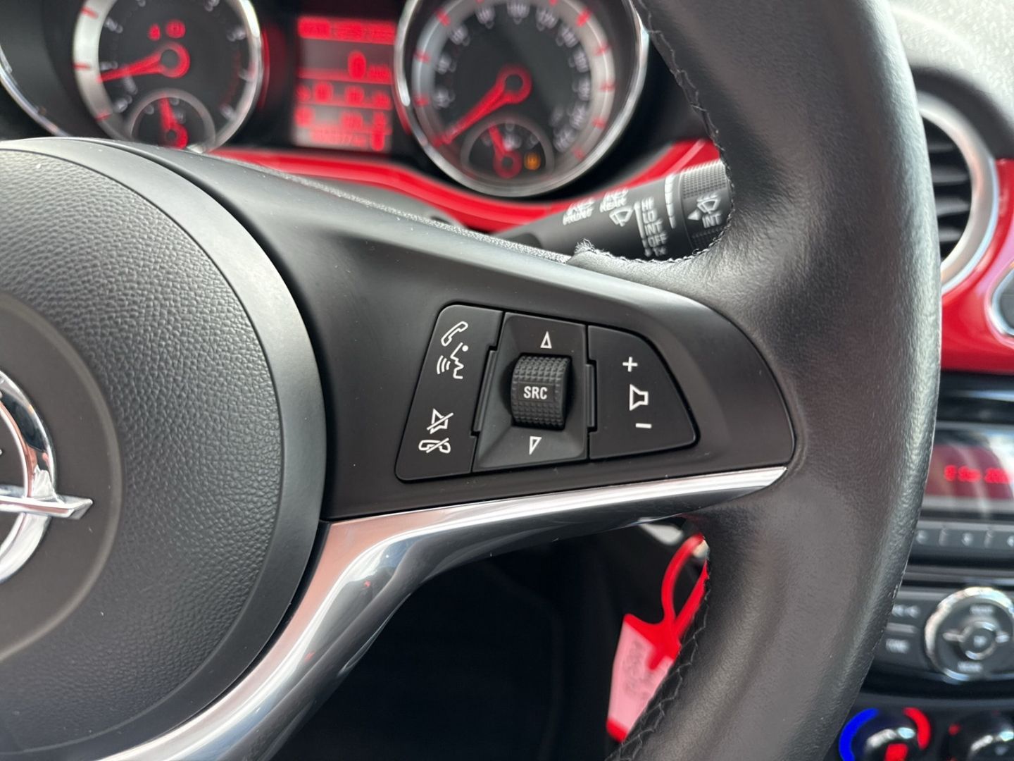 Fahrzeugabbildung Opel Adam Unlimited 1.4 Klimaautom SHZ LenkradHZG Tem