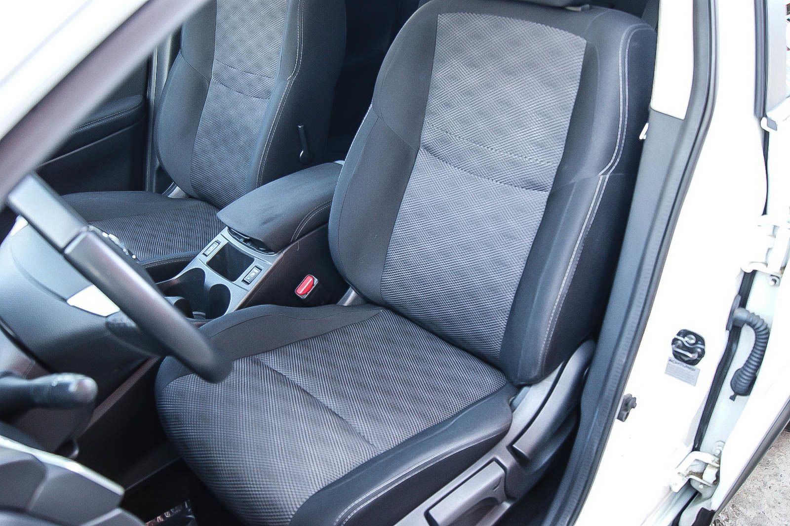 Fahrzeugabbildung Nissan Qashqai DIG-T 12 N-Connecta KAMERA RENTNERBESITZ