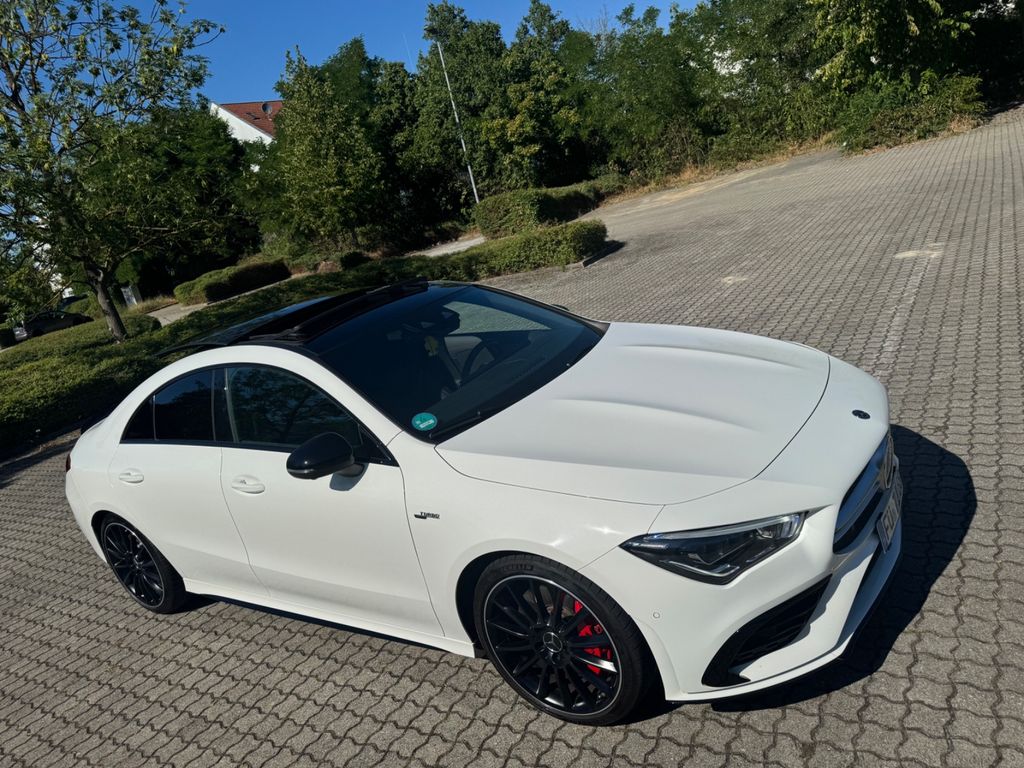 Image of Mercedes-Benz CLA 35 AMG