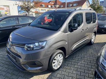 Fotografie Toyota Proace (Verso) City1.2 L1 Team D - Navi - ACC -