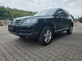 Volkswagen Touareg 2.5 R5 TDI Tiptronic - Volkswagen Touareg mit Diesel-Antrieb: Automatik, 2.5