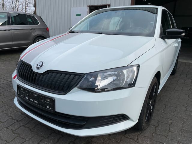 Skoda Fabia Red & Grey 1.Hand Scheckheft DAB SHZ PDC