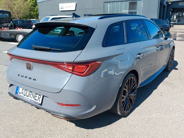Leon Sportstourer VZ 1.4 e-Hybrid *Matrix/Pano*