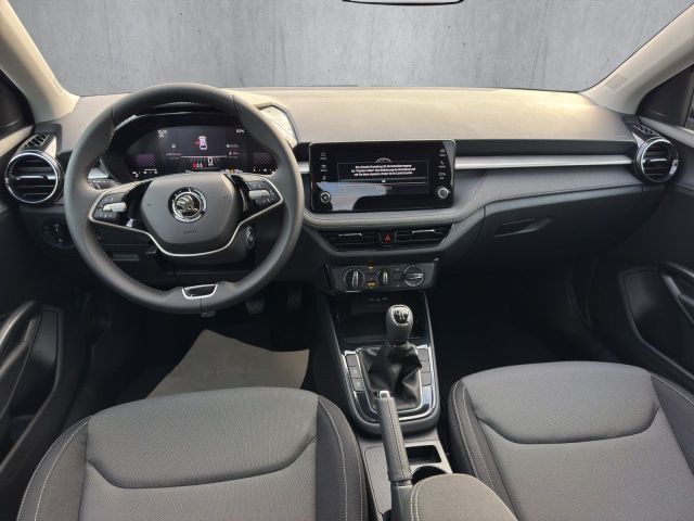 Fabia Selection 1.0 MPI LED+PDC+Sitzh.