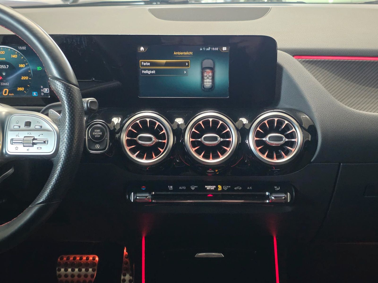 Fahrzeugabbildung Mercedes-Benz GLA 200 AMG Automatik/Nightpaket/LED/VZE/DAB/CAM