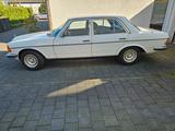 Mercedes-Benz 280 E, W123, Toppzustand,  erst 91000 KM - Mercedes-Benz 280: W123