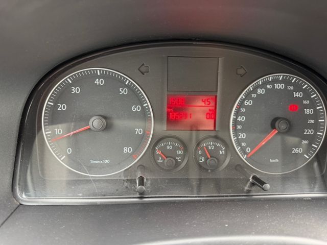 Fahrzeugabbildung Volkswagen Caddy Rollstuhlrampe