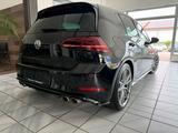Volkswagen Golf VII Lim. R *Chrom-Paket*Business-Paket - Volkswagen Golf: Alcantara