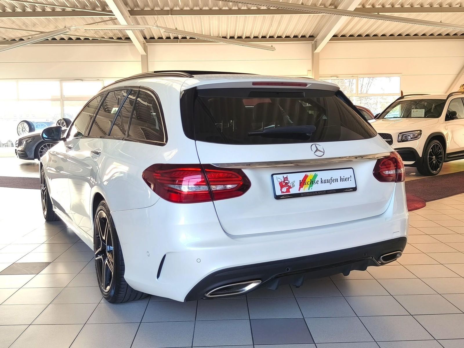 Fahrzeugabbildung Mercedes-Benz C 300 Kombi AMG/Night/HuD/Pano/Burmester/ACC/Ahk